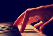 马宁吹点+红牌，10人国安1-1成都，阿布雷乌进球，3轮5分争冠掉队.